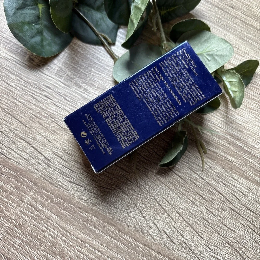 New Estee lauder Foundation Double Wear stay in place 6N2 Truffle 1oz NIB